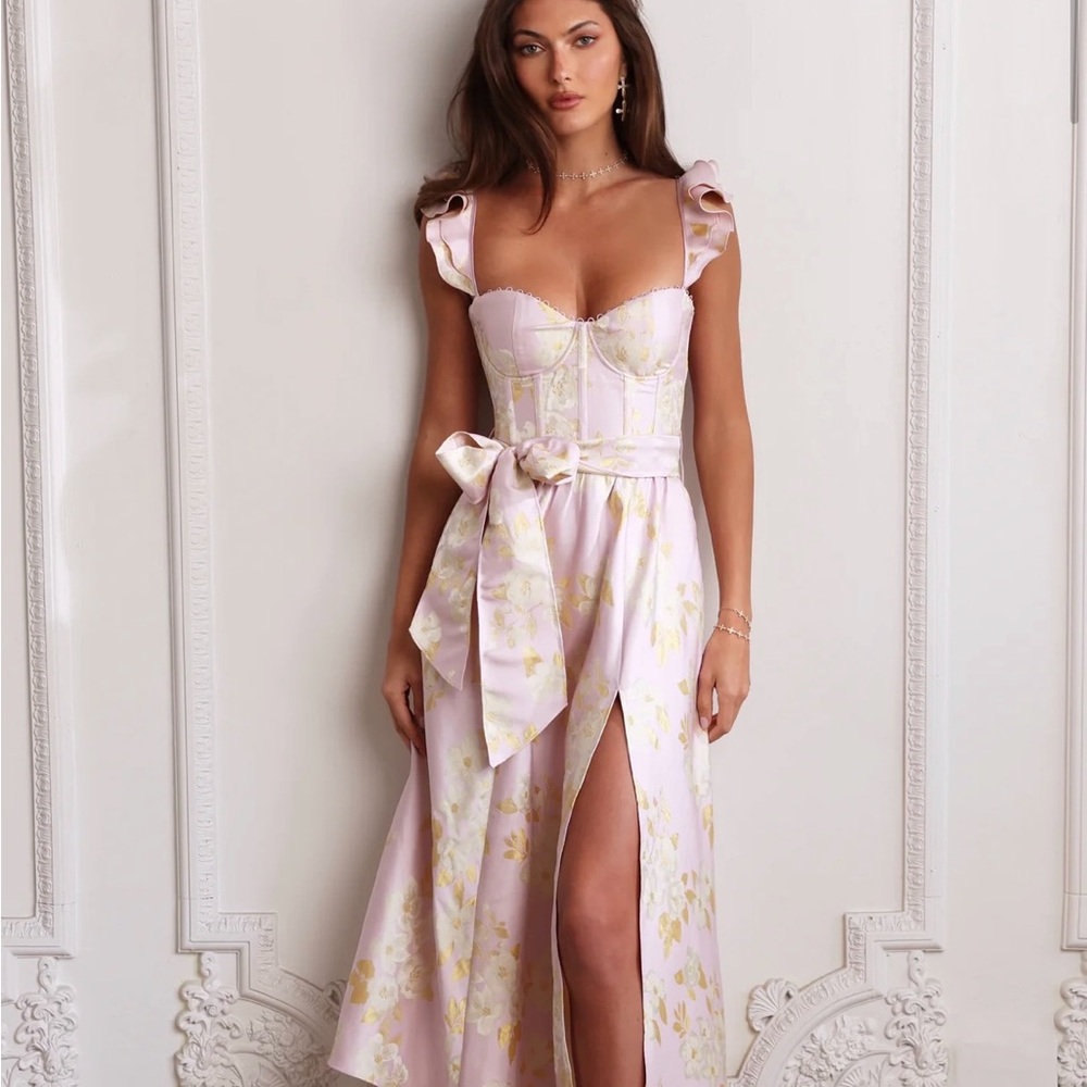 V. Chapman Vera Dress in Light Lilac Baroque Floral